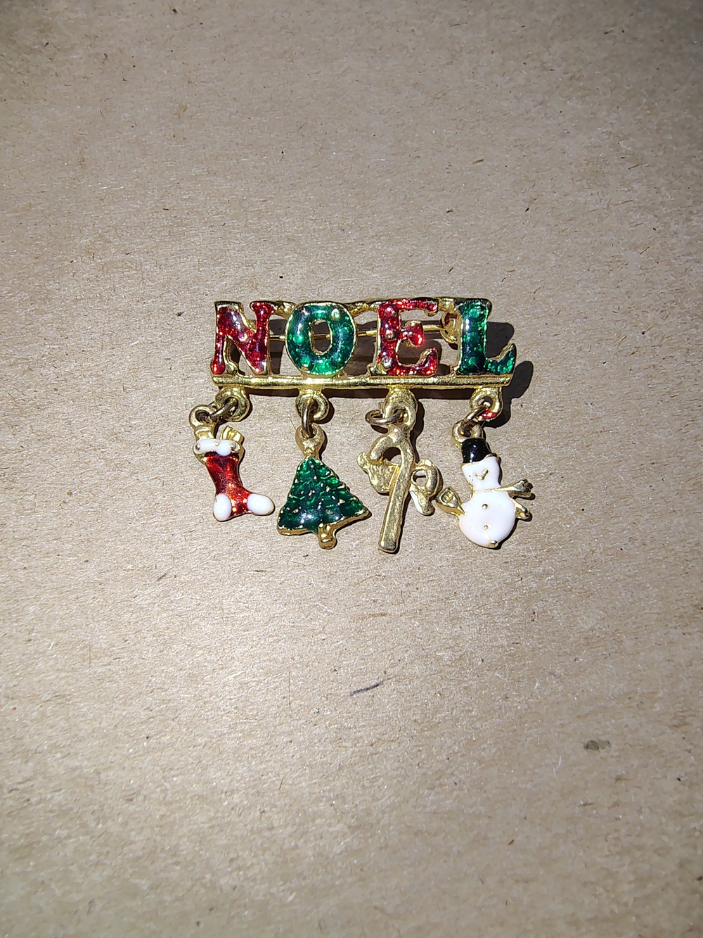 Vintage 80s NOEL Holiday Charm Pin - Gold Tone with Red, Green & White Enamel